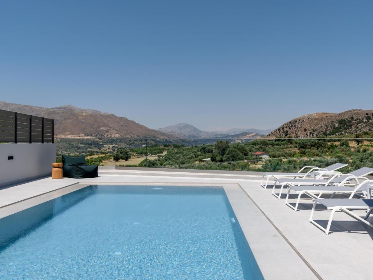 Eolides Villas , Quite Idyll Of Rural Bliss,By Thinkvilla Lambini Bagian luar foto